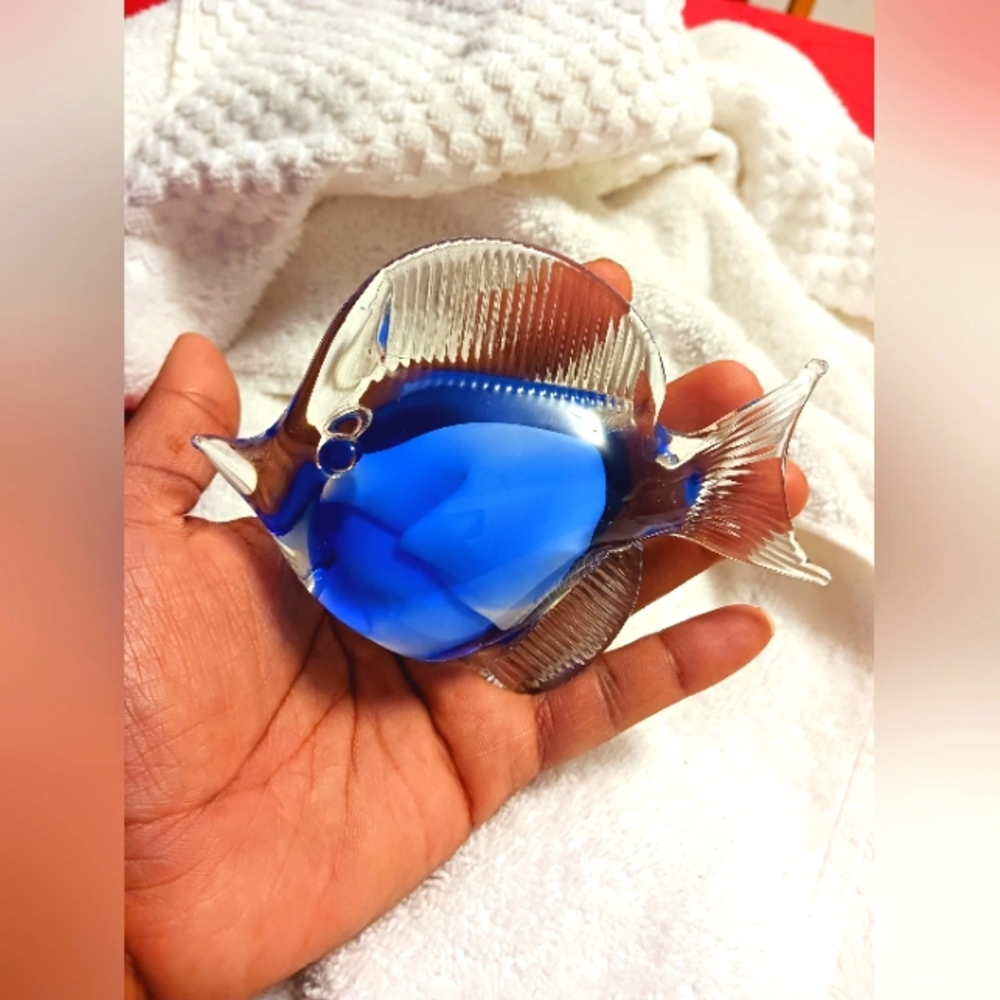 Glass Angel Fish‎ Paperweight Blue And White Glass Fish